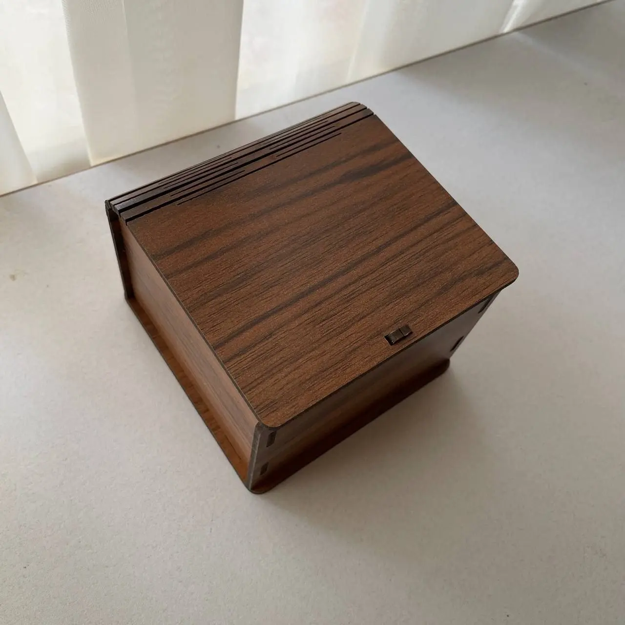 باکس چوبی فنری 